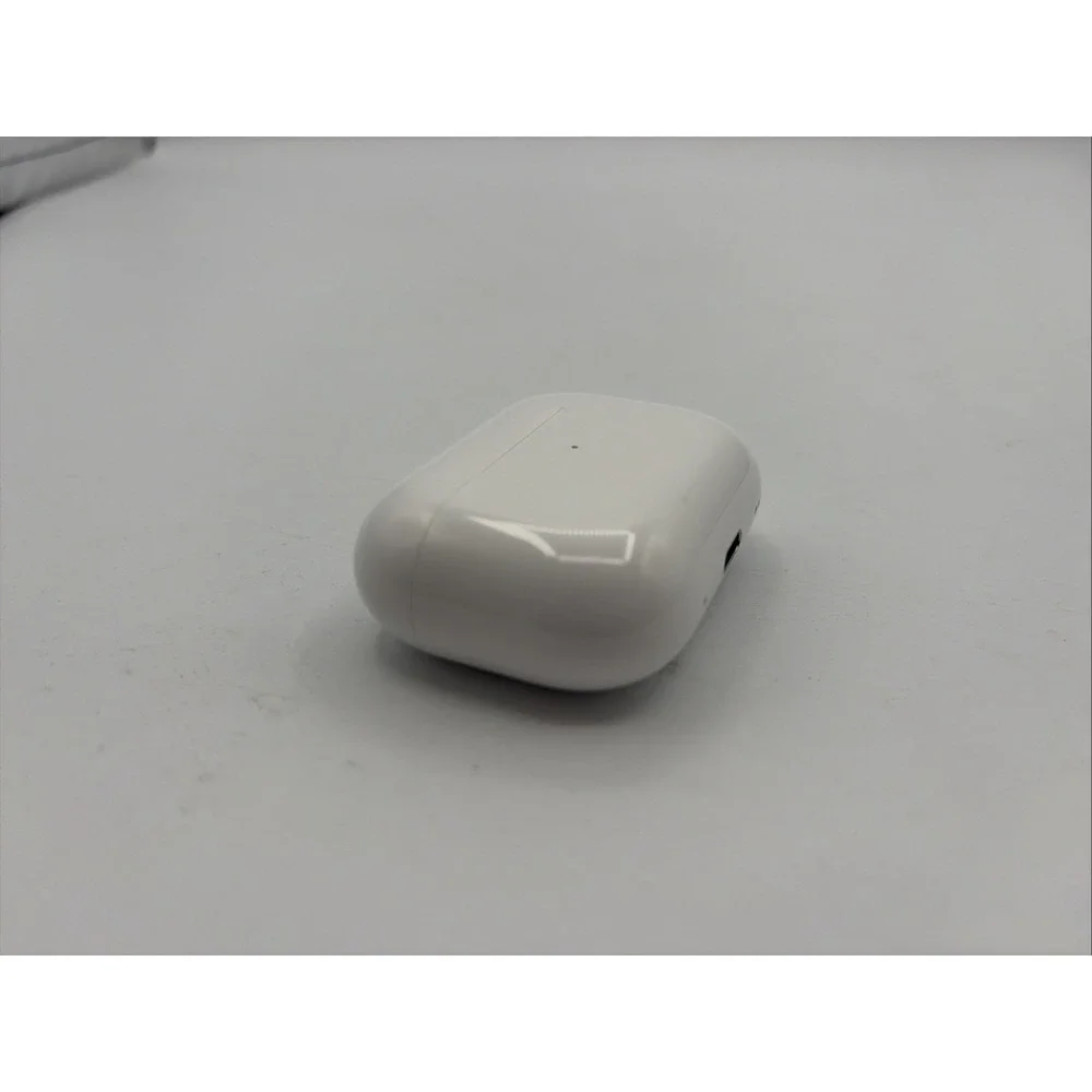 Apple AirPods Pro 2nd Gen USB-C MagSafe Charging Case White A2968 A3047 A3048